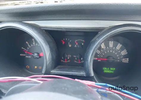 2008 Ford Mustang V6 Deluxe/V6 Premium from USA, damaged, VIN 1ZVHT80N885116630